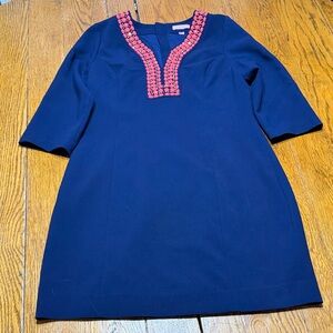 Lilly Pulitzer Bennett Beaded Shift style navy blue dress w/coral beads. Large